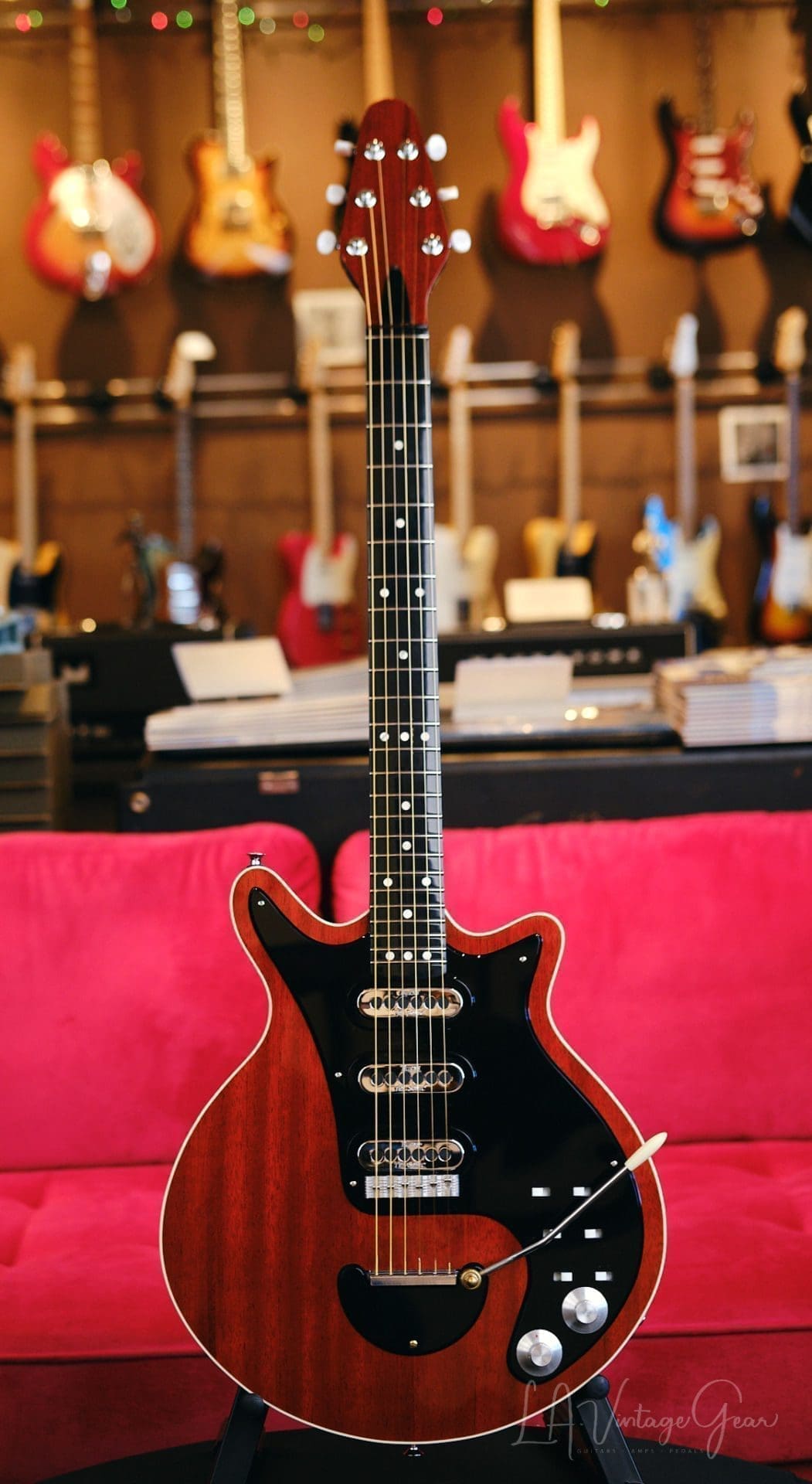 Brian May Red Special Pro by KZ Guitar Works 2007 - Mint Condition - Custom Flight Case Included!