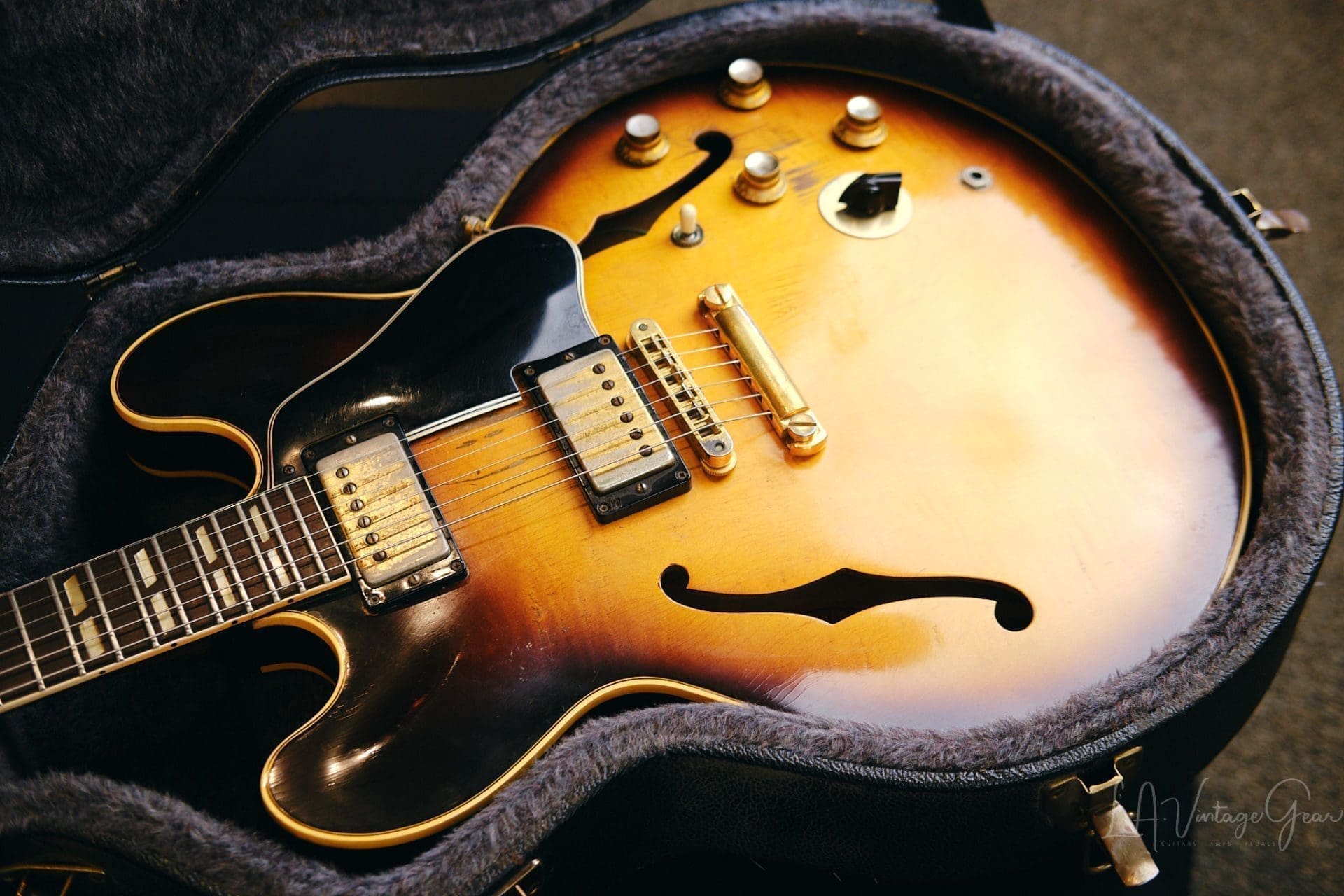 Gibson Vintage 1961 ES-345TD Semi-Hollowbody Electric Guitar-3 Tone Sunburst Finish - Image 29