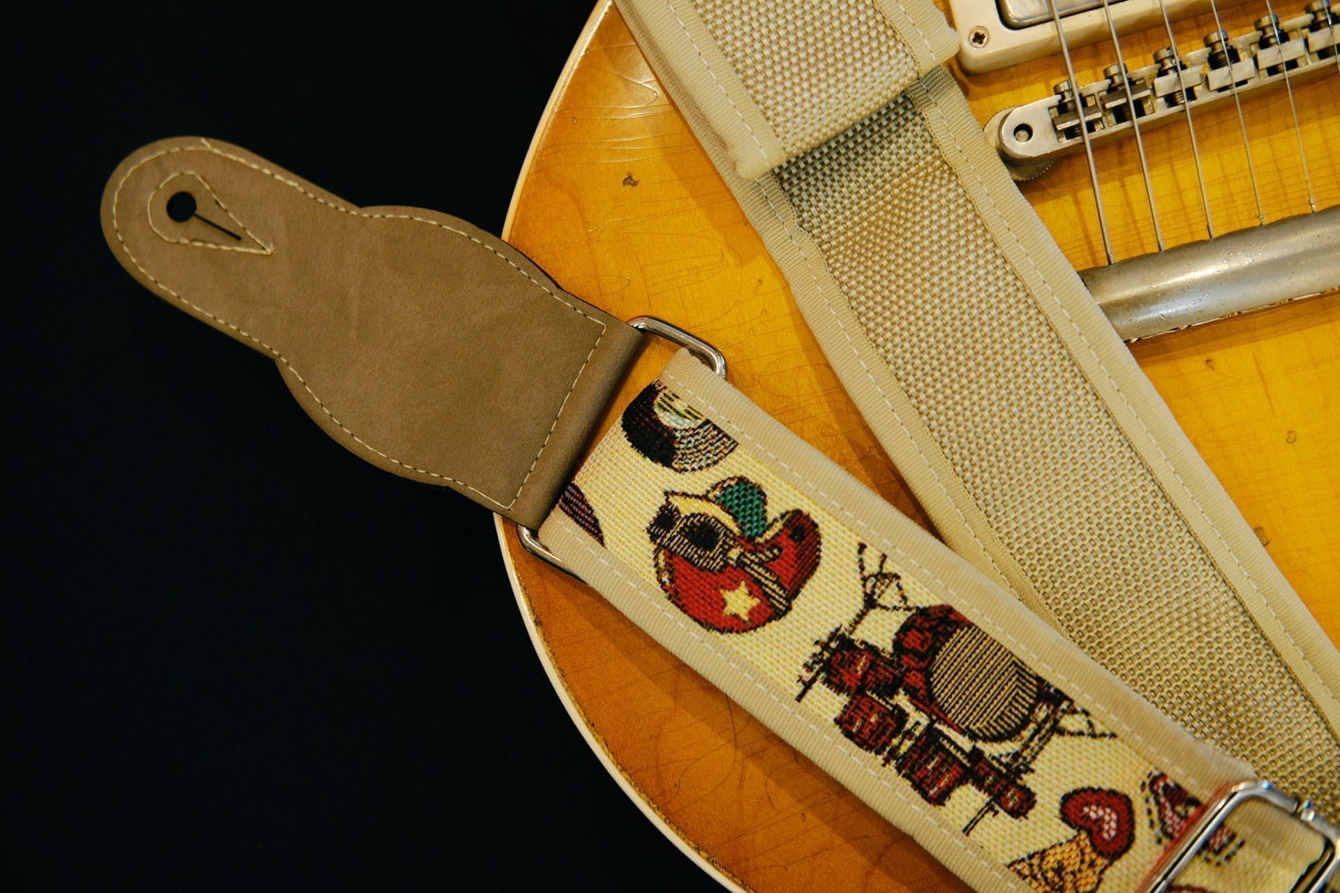 Guitar Strap Beautifully Hand Embroidered in Colombia - Design #6 - Image 3