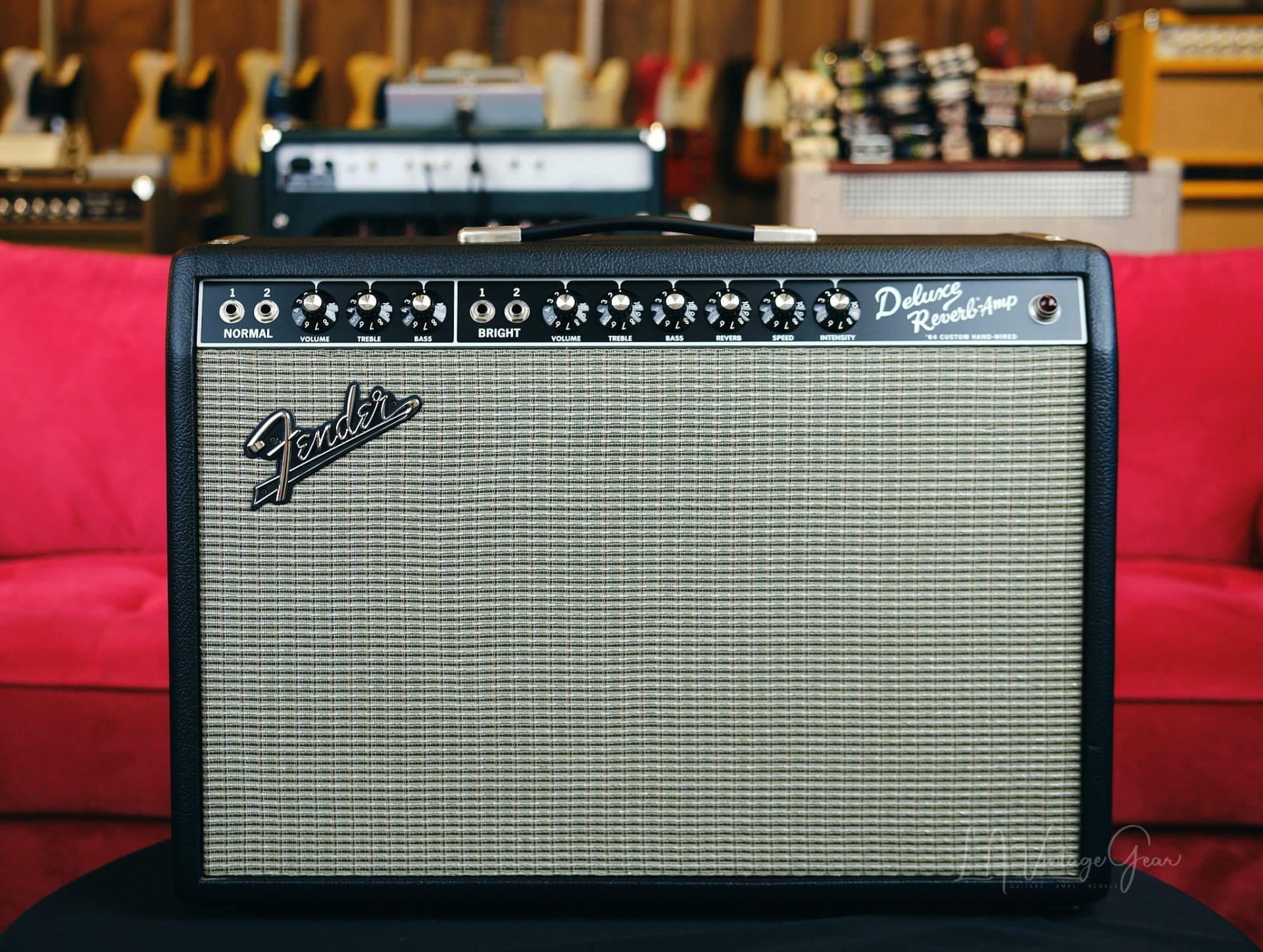 Fender '64 Custom Deluxe Reverb 1x12" 20-watt Tube Combo Guitar Amp