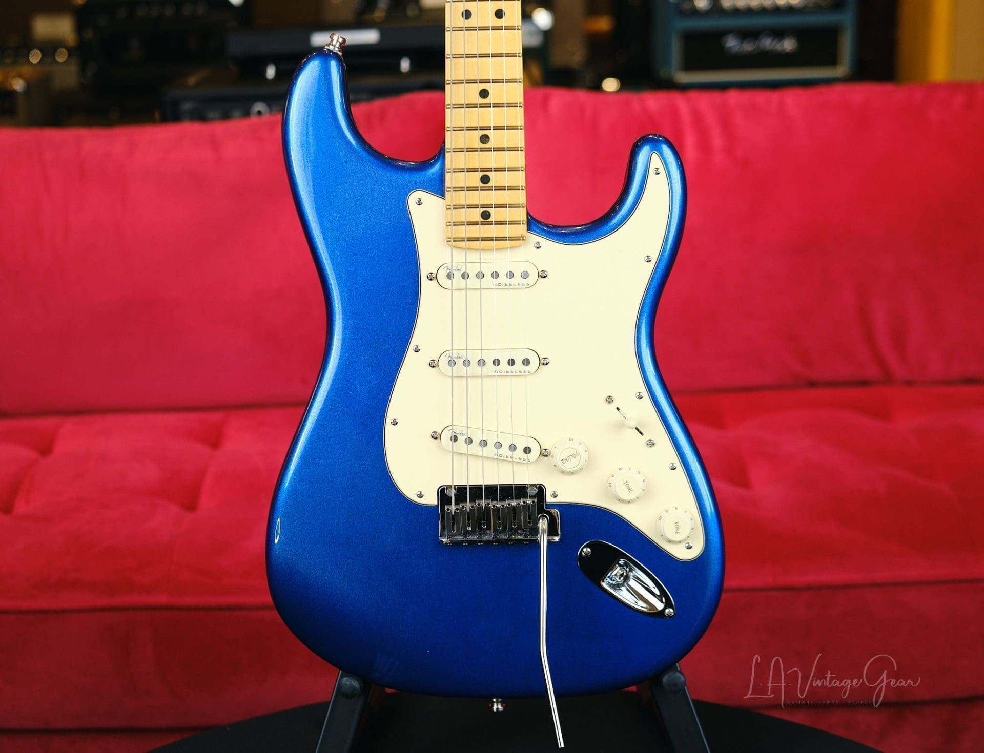 Fender American Ultra Stratocaster 2022-Alder Body in a Cobra Blue Gloss Finish-Mint Condition! - Image 2