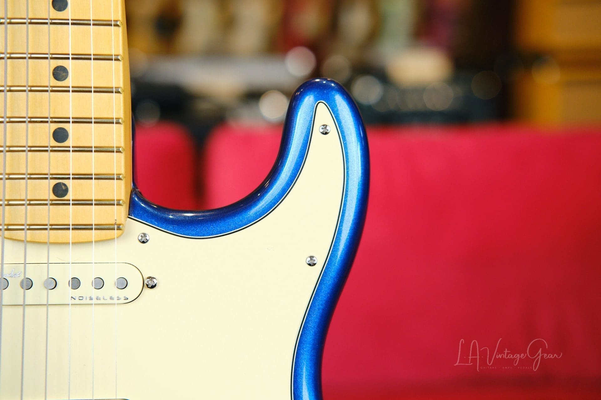 Fender American Ultra Stratocaster 2022-Alder Body in a Cobra Blue Gloss Finish-Mint Condition! - Image 7