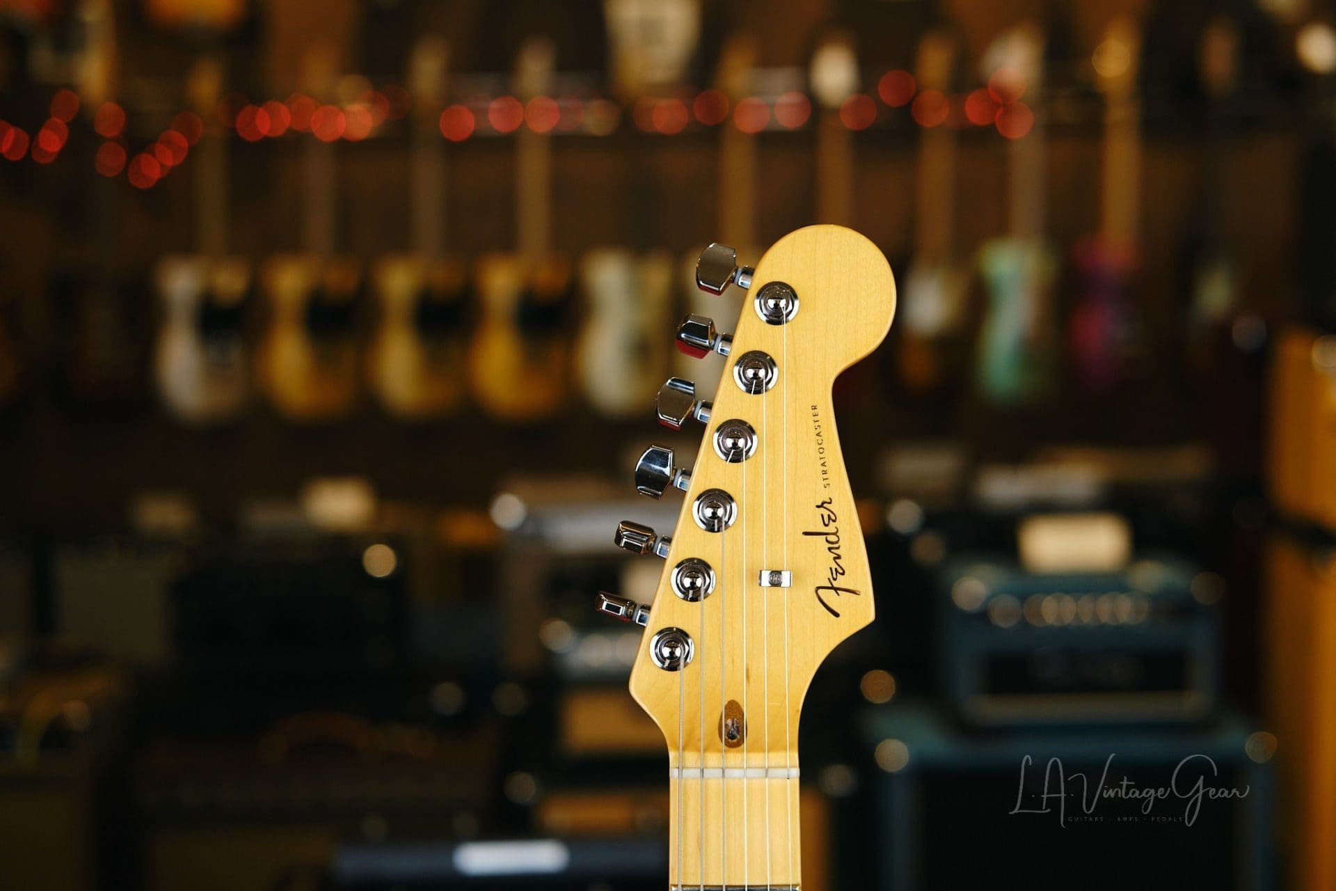 Fender American Ultra Stratocaster 2022-Alder Body in a Cobra Blue Gloss Finish-Mint Condition! - Image 10