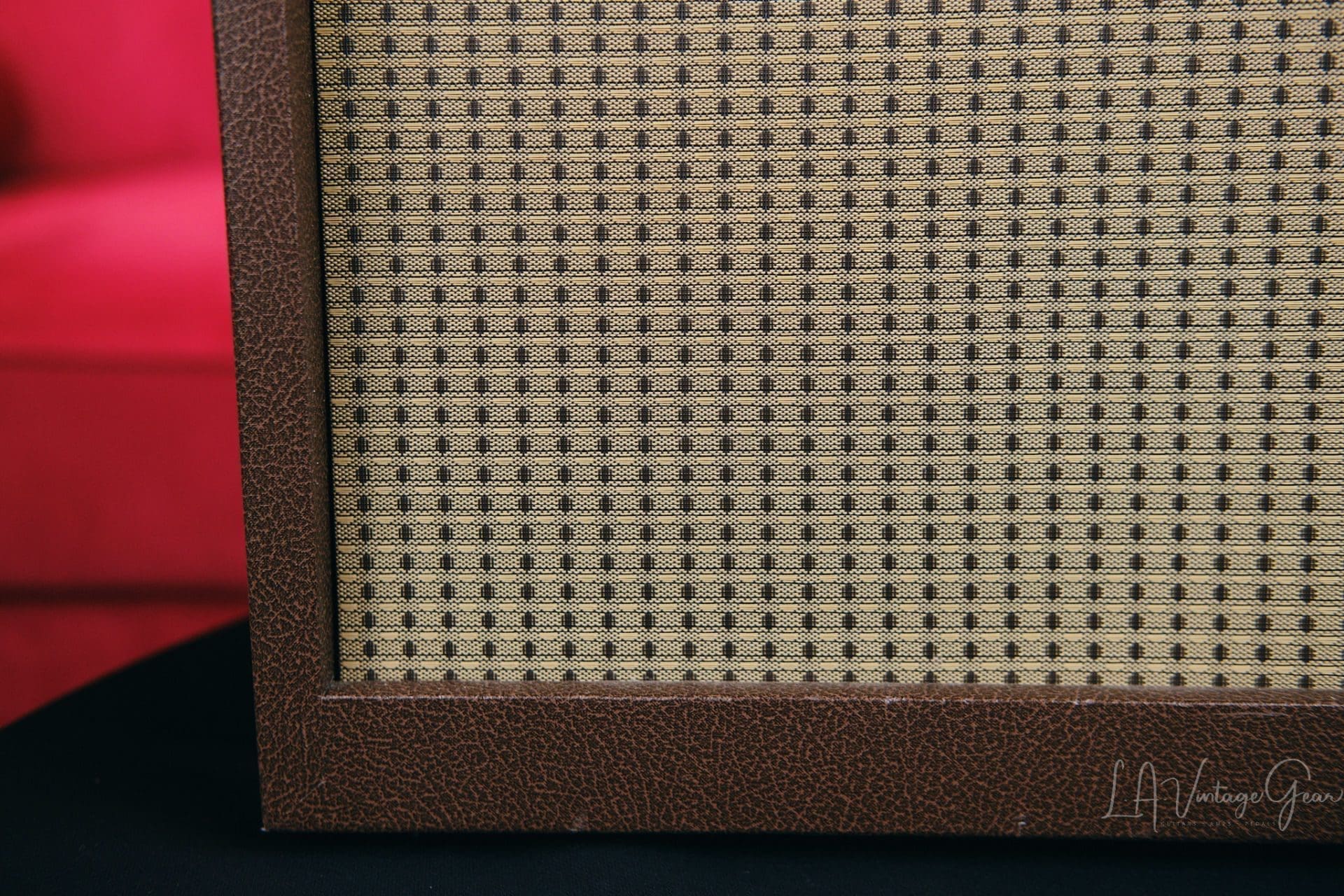 Magnatone Panoramic 2x10 Combo Guitar Amplifier-Pre Owned in Excellent Condition! - Image 6