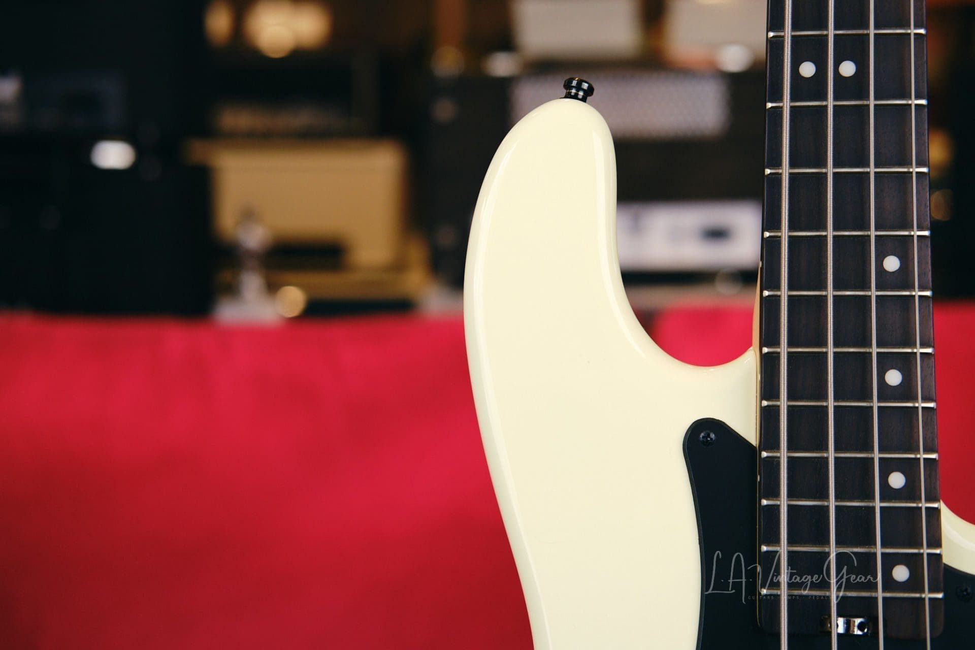 Schecter Diamond Series P4 Electric Bass Guitar - P Style Bass in a Ivory Finish! Mint! - Image 8