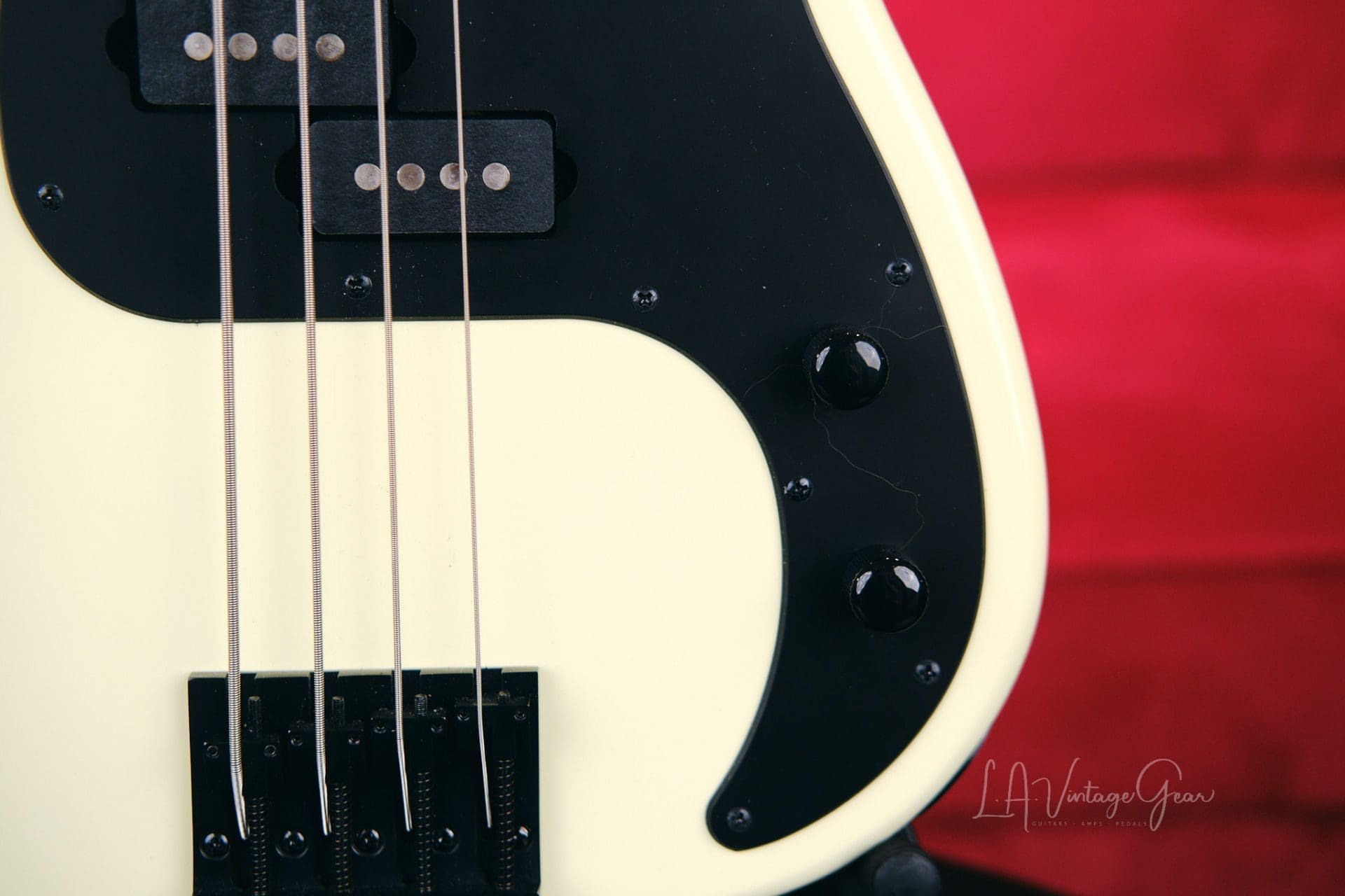 Schecter Diamond Series P4 Electric Bass Guitar - P Style Bass in a Ivory Finish! Mint! - Image 10