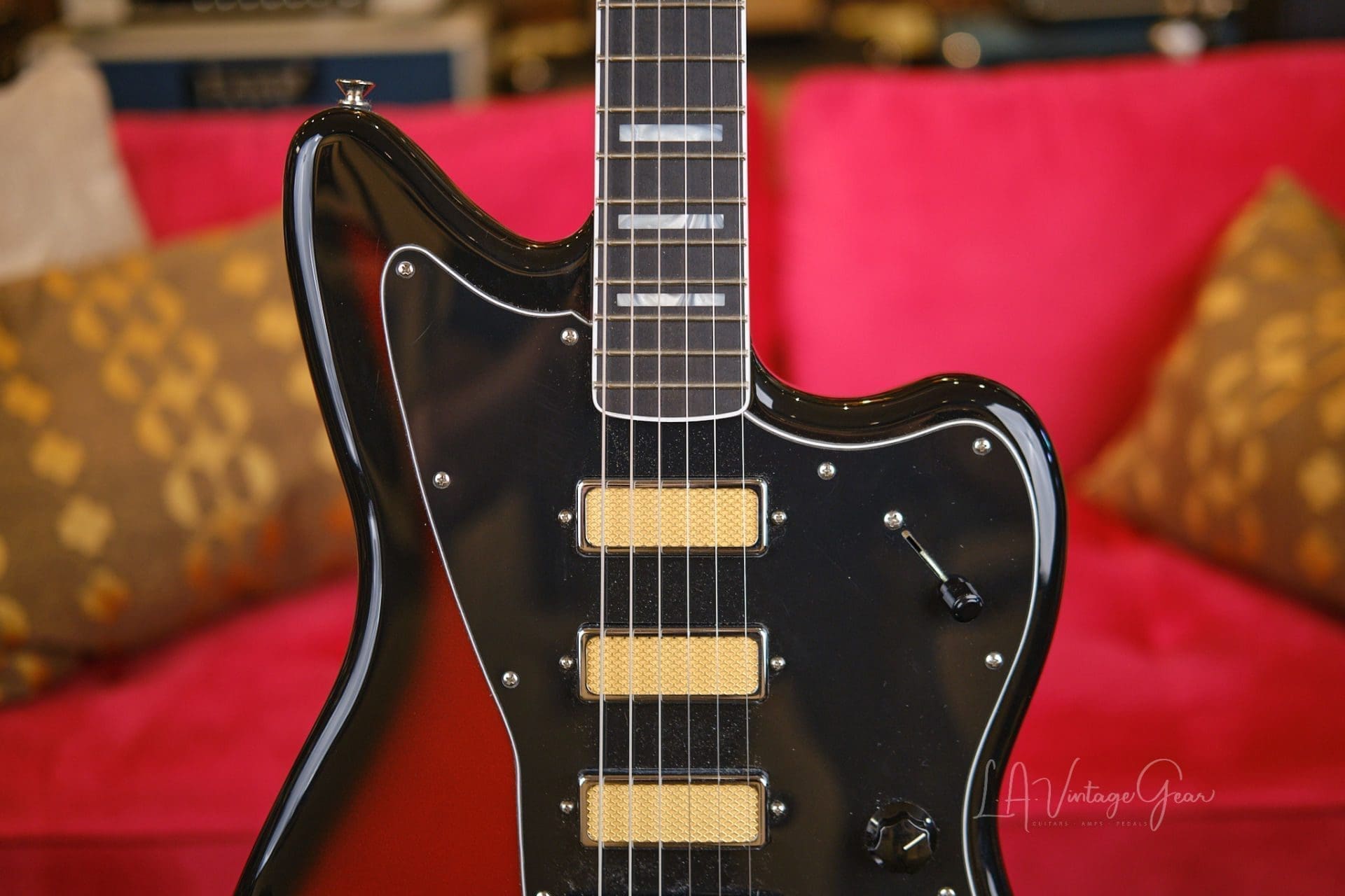 Fender Gold Foil Jazzmaster - Image 3