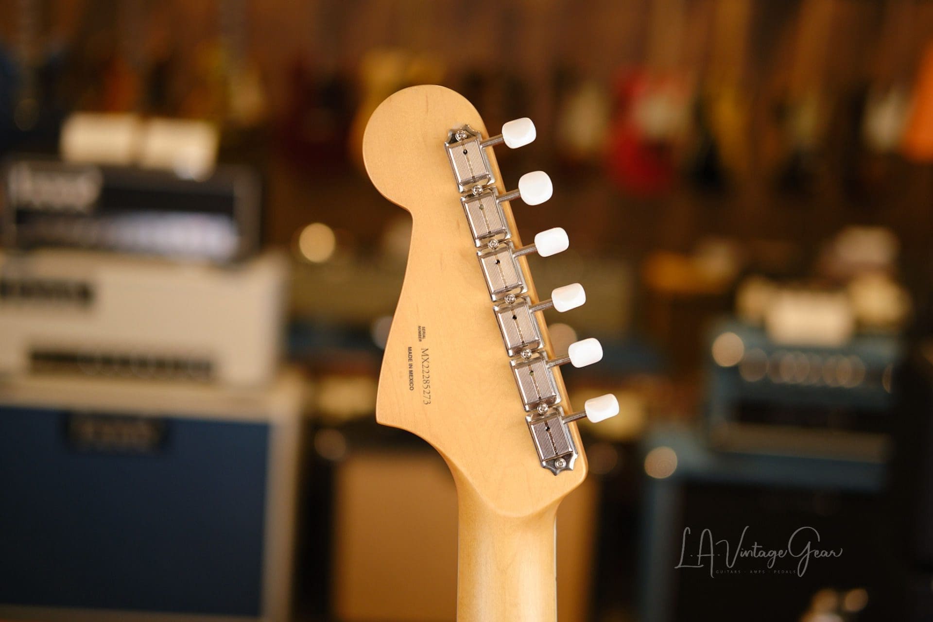 Fender Gold Foil Jazzmaster - Image 8
