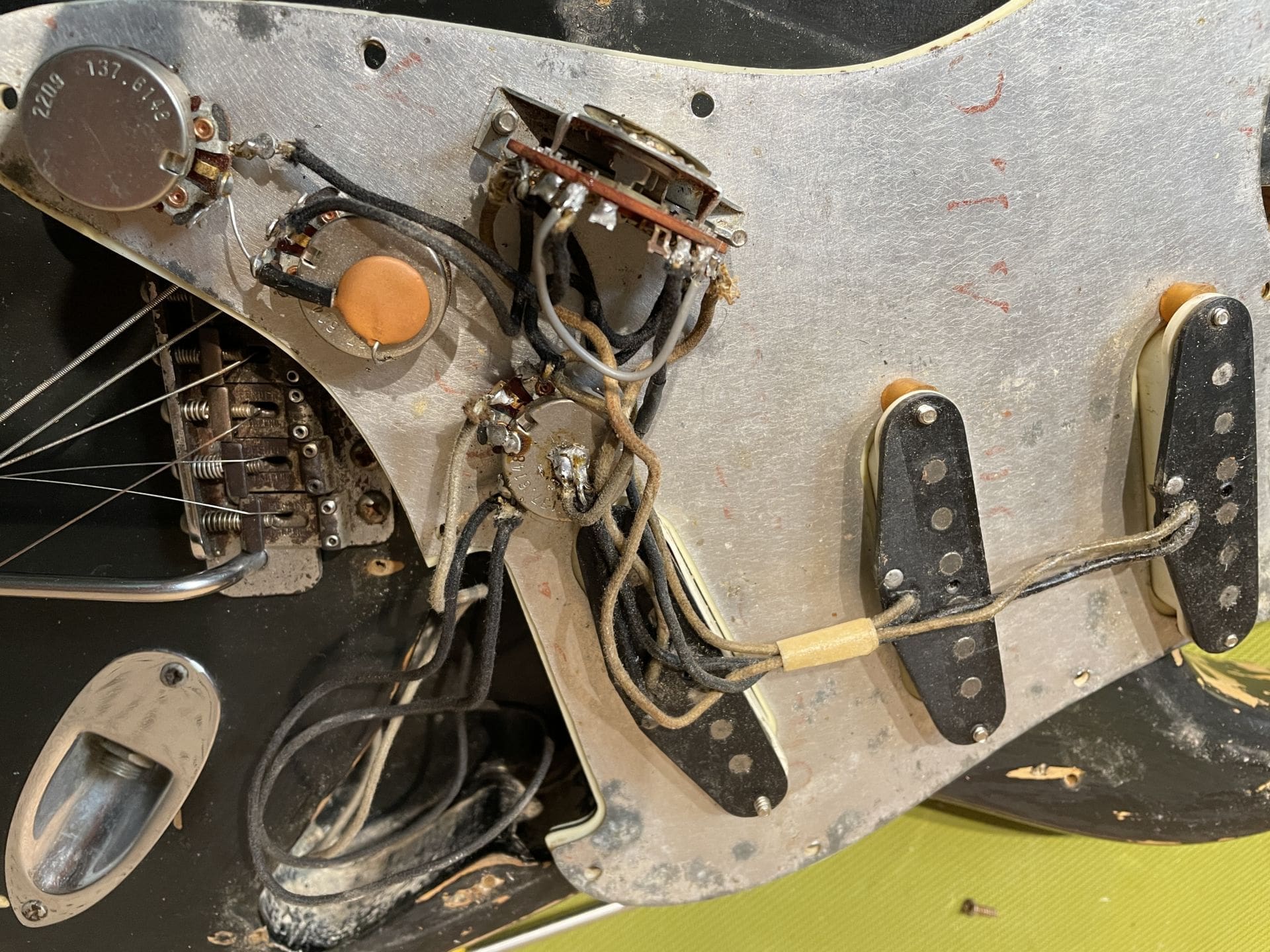 1961 Fender Stratocaster - A Great Player Grade Pre-CBS Strat! - Image 19
