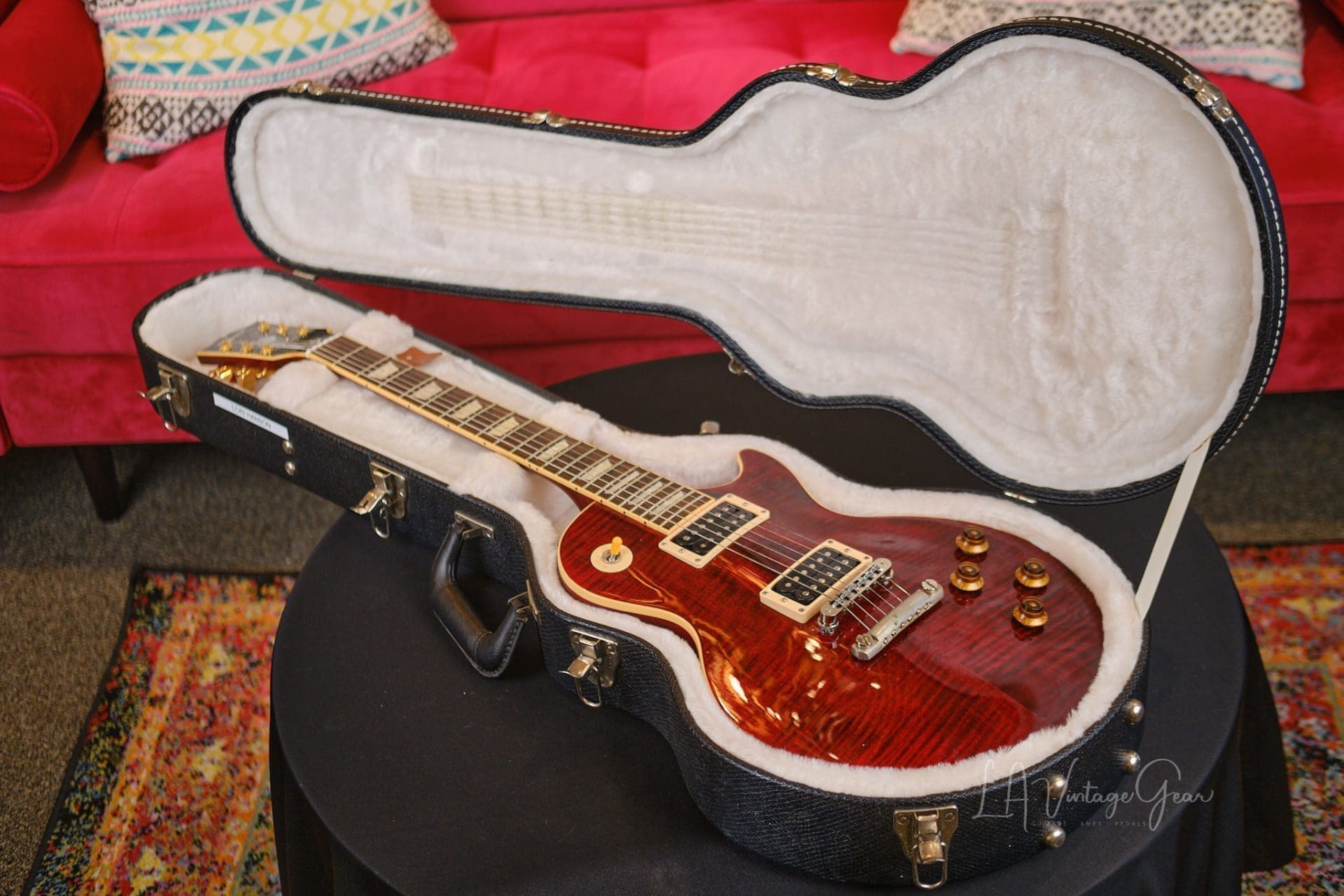 2008 Gibson Les Paul Classic Custom - With Original Hardshell Case! - Image 10