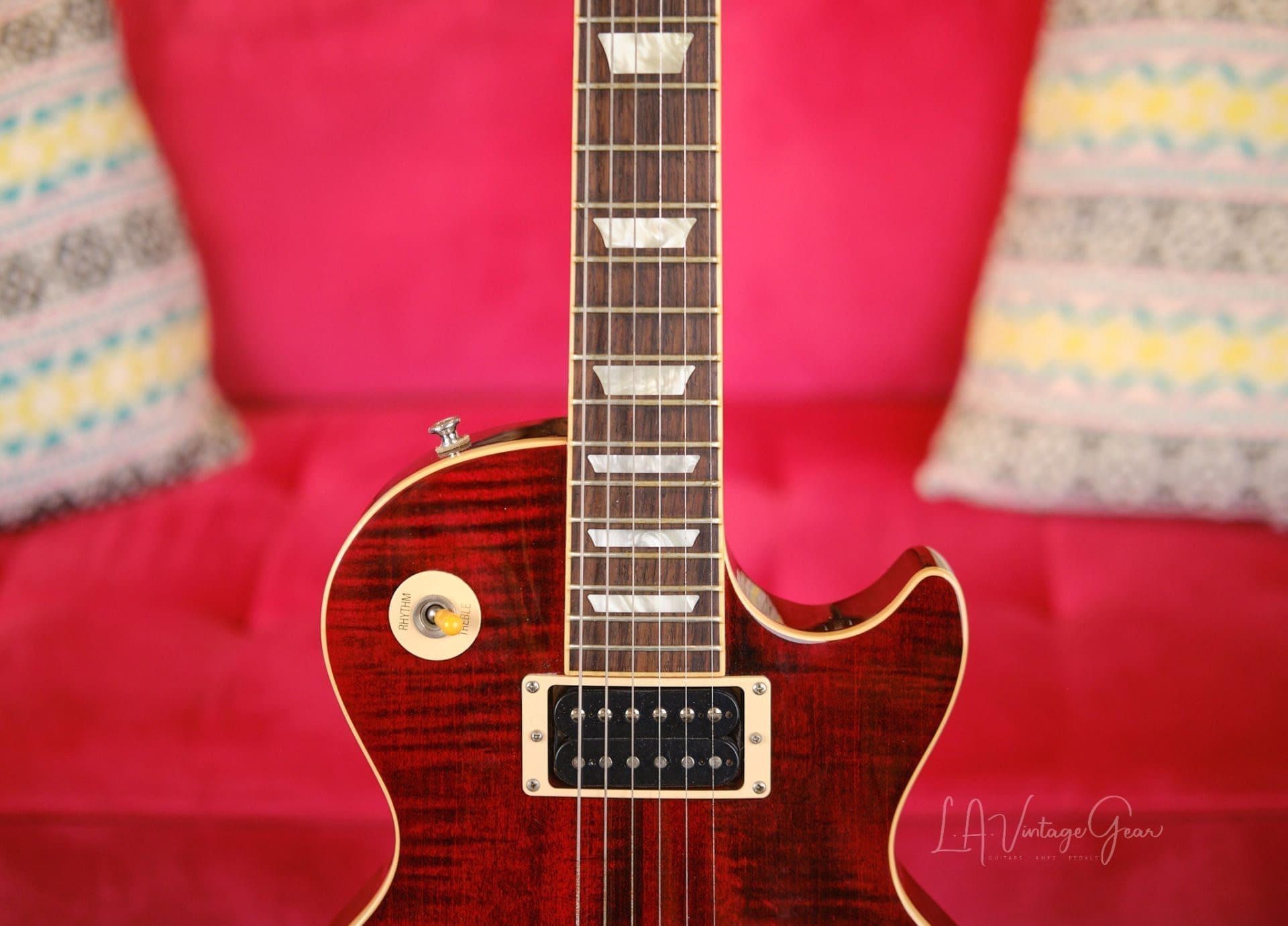2008 Gibson Les Paul Classic Custom - With Original Hardshell Case! - Image 3