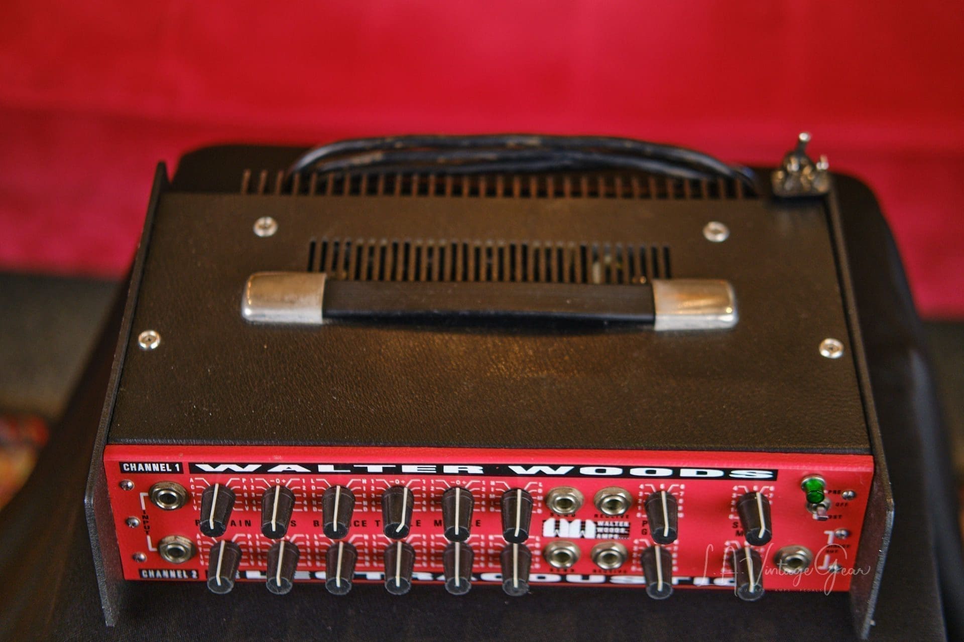 Walter Woods MI-200-8 Electracoustic Bass Amp - Recently Serviced by Valley Sound - Green Power Light! - Image 4