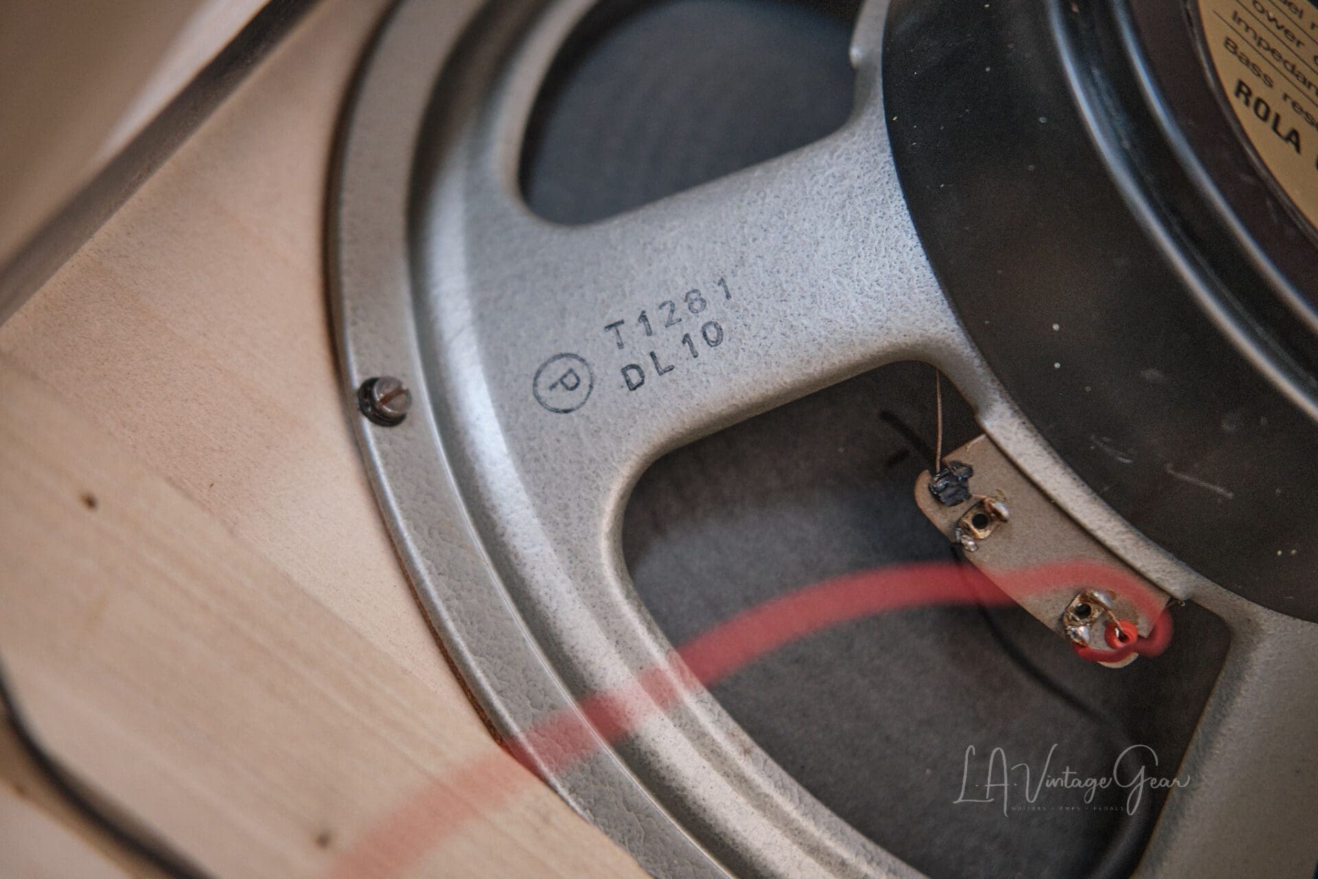 Kerry Wright Tribute Series 4 x 12 Guitar Speaker Cabinet- Red Tolex Loaded With 30 Watt Celestion Blackbacks! - Image 8