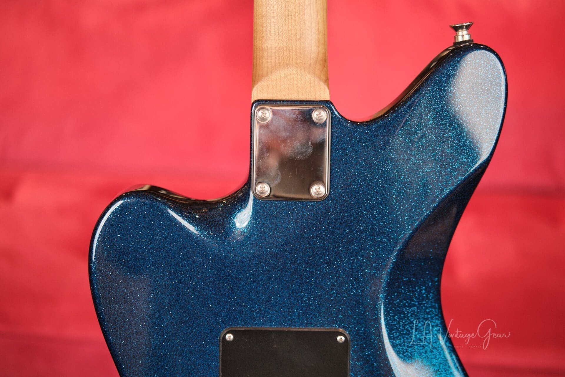 Suhr Custom Classic JM - In Blue Sparkle with Hard Shell Case! - Image 8