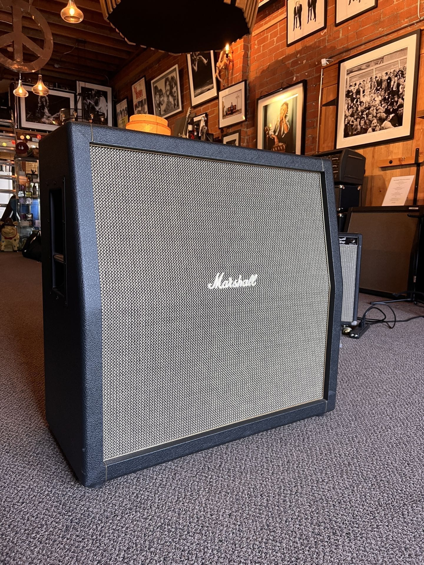 Kerry Wright 4 x 12 Marshall Guitar Speaker Cabinet- Unloaded - Signed - Image 5