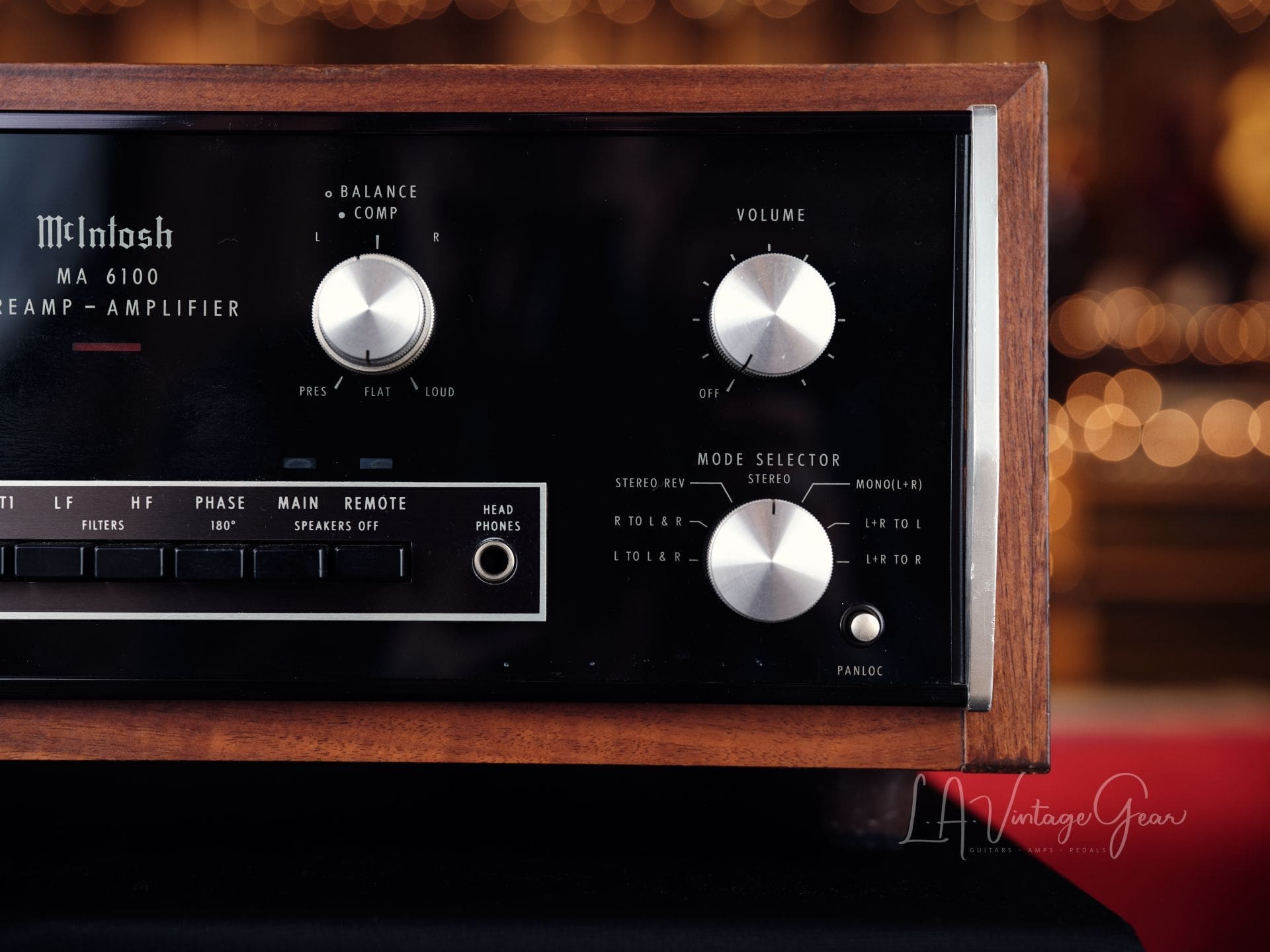 McIntosh 6100 Preamp Amplifier - Recently Serviced! - Image 3