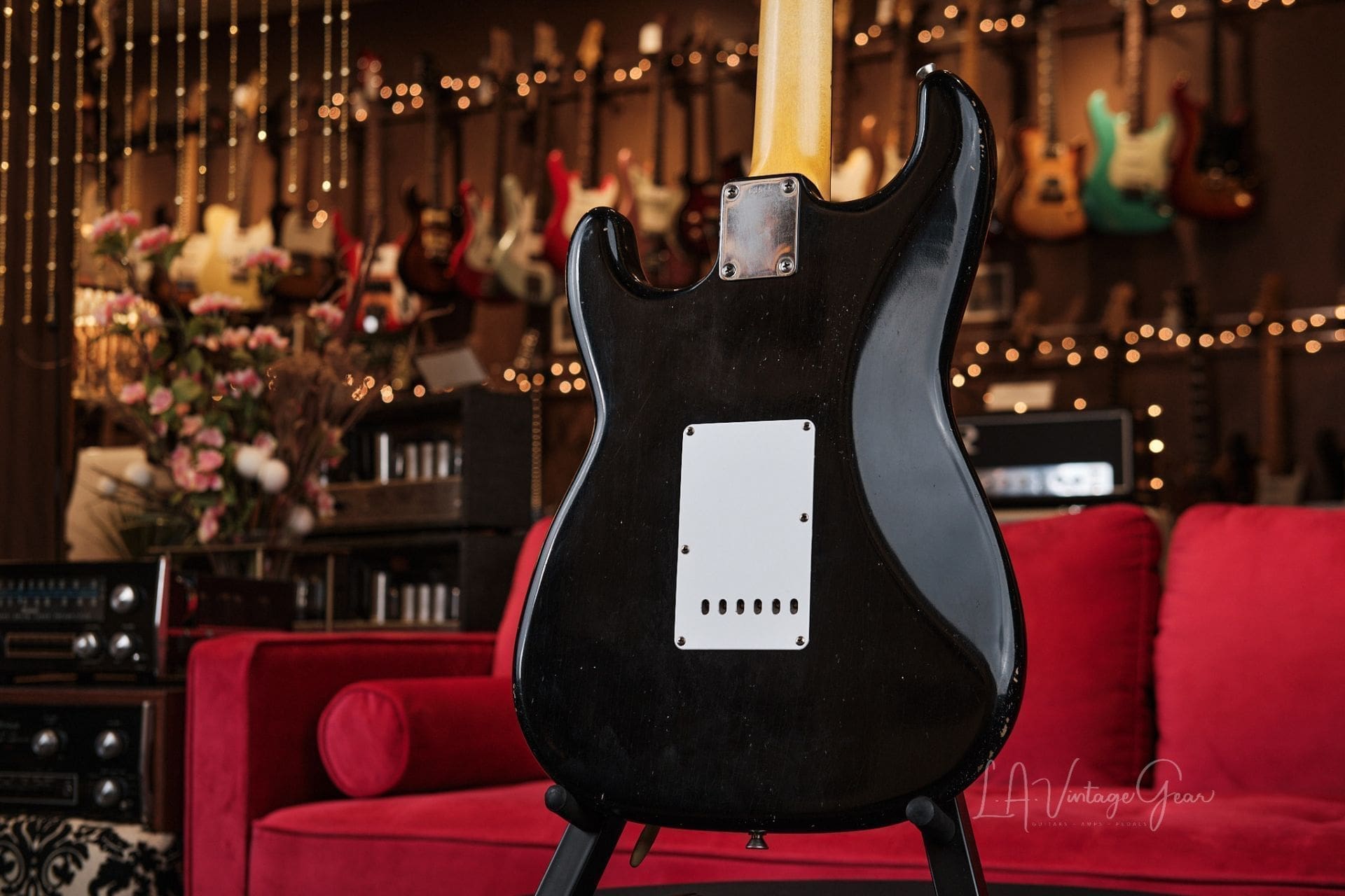 M.B. Guitars '62-S - In Relic'd Black, Just In! - Image 11