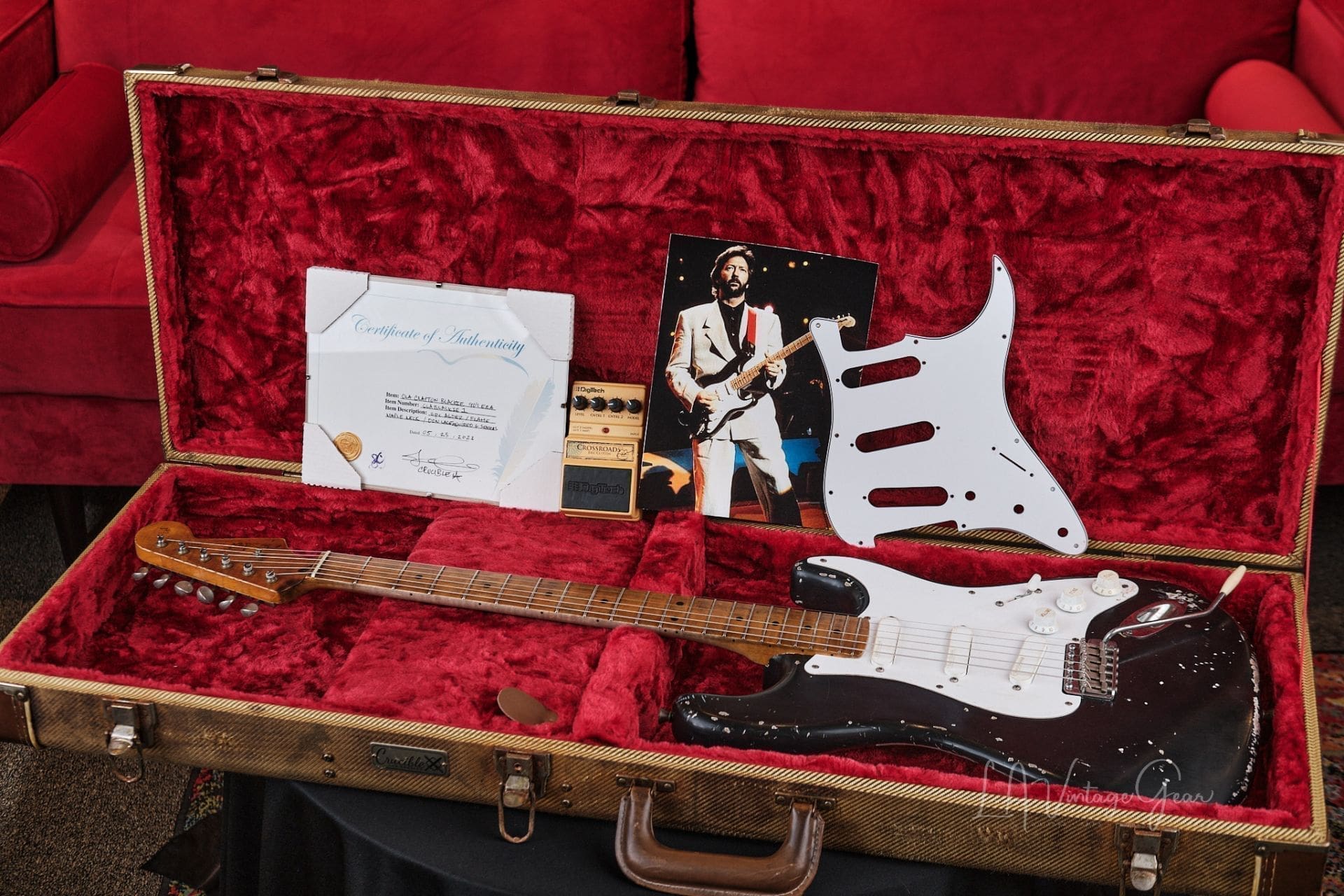 CRUCIBLE L.A. GUITARS "Blackie" Replica – With COA and Crossroads Pedal! - Image 9