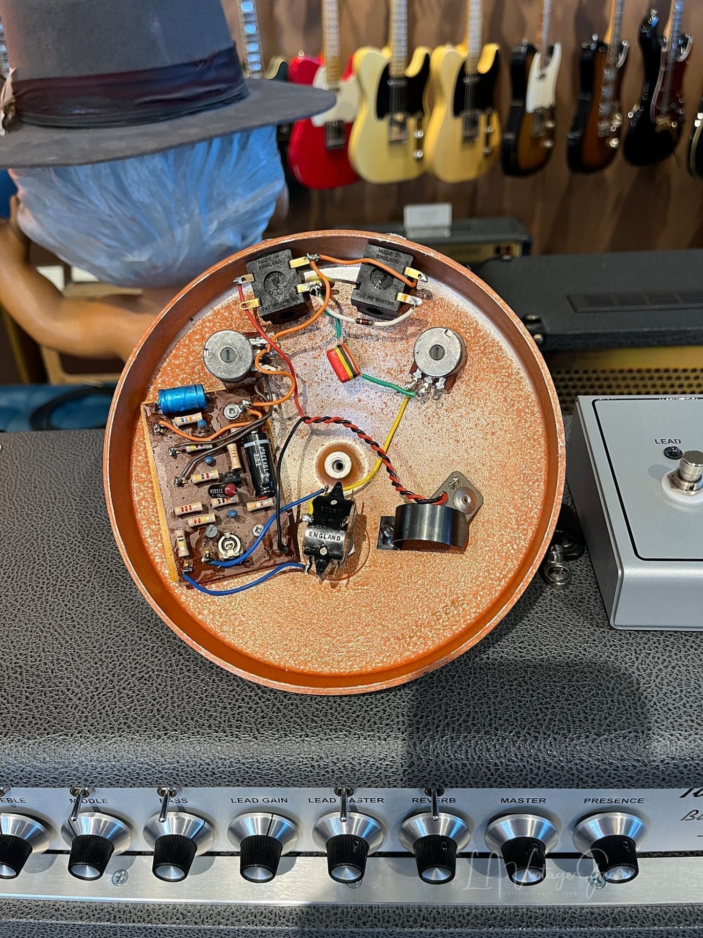 Dallas Arbiter Trem Face - Rare Lush Tremolo! - Image 3