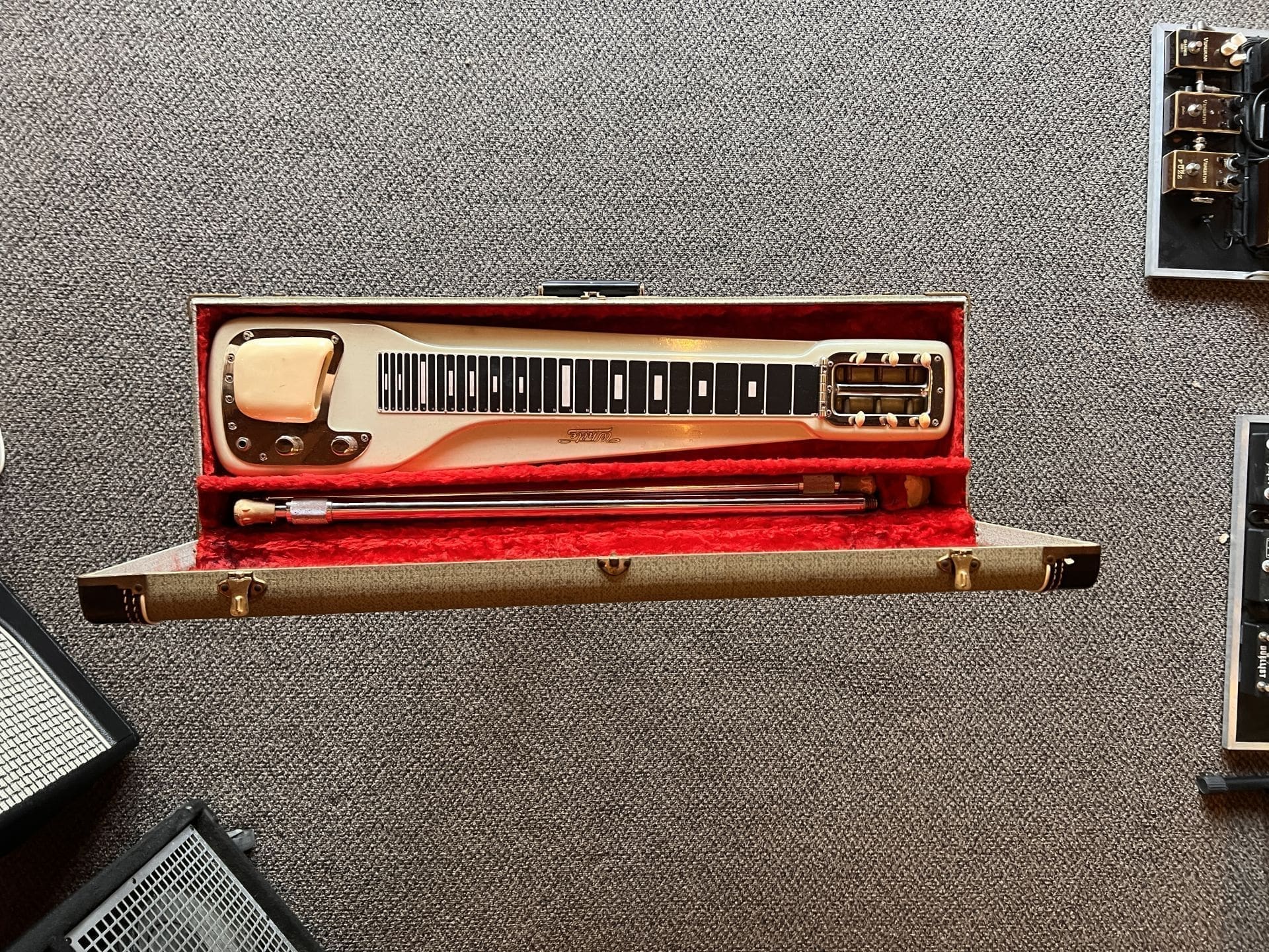 1950's Fender Forest White Model 6-String Lap Steel Guitar - Image 3