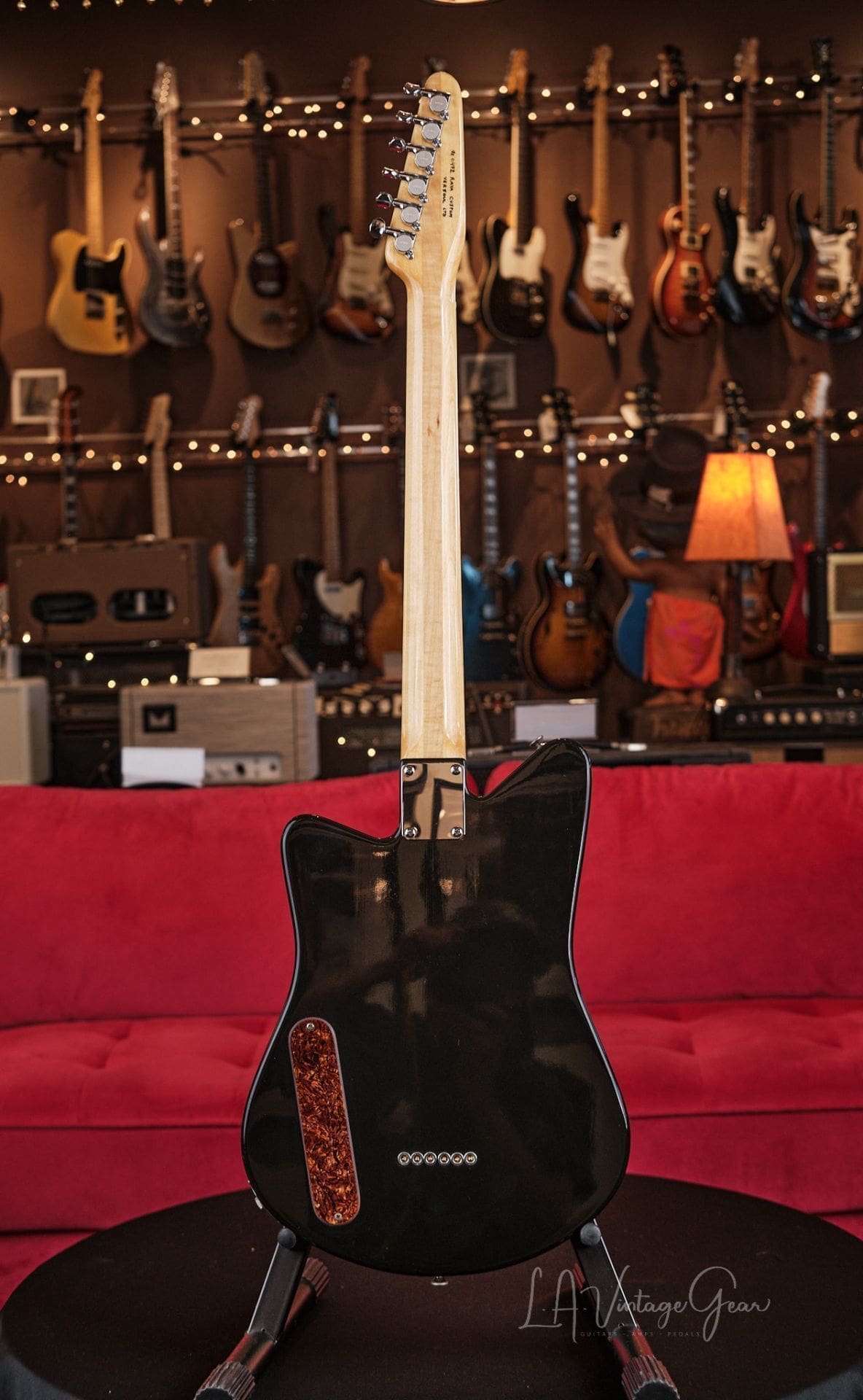 Versoul Raya 6 Custom Electric Solid Body Guitar #0472 - In Gold Leaf 23 carat finished Top and Headstock! Namm Demo! - Image 8