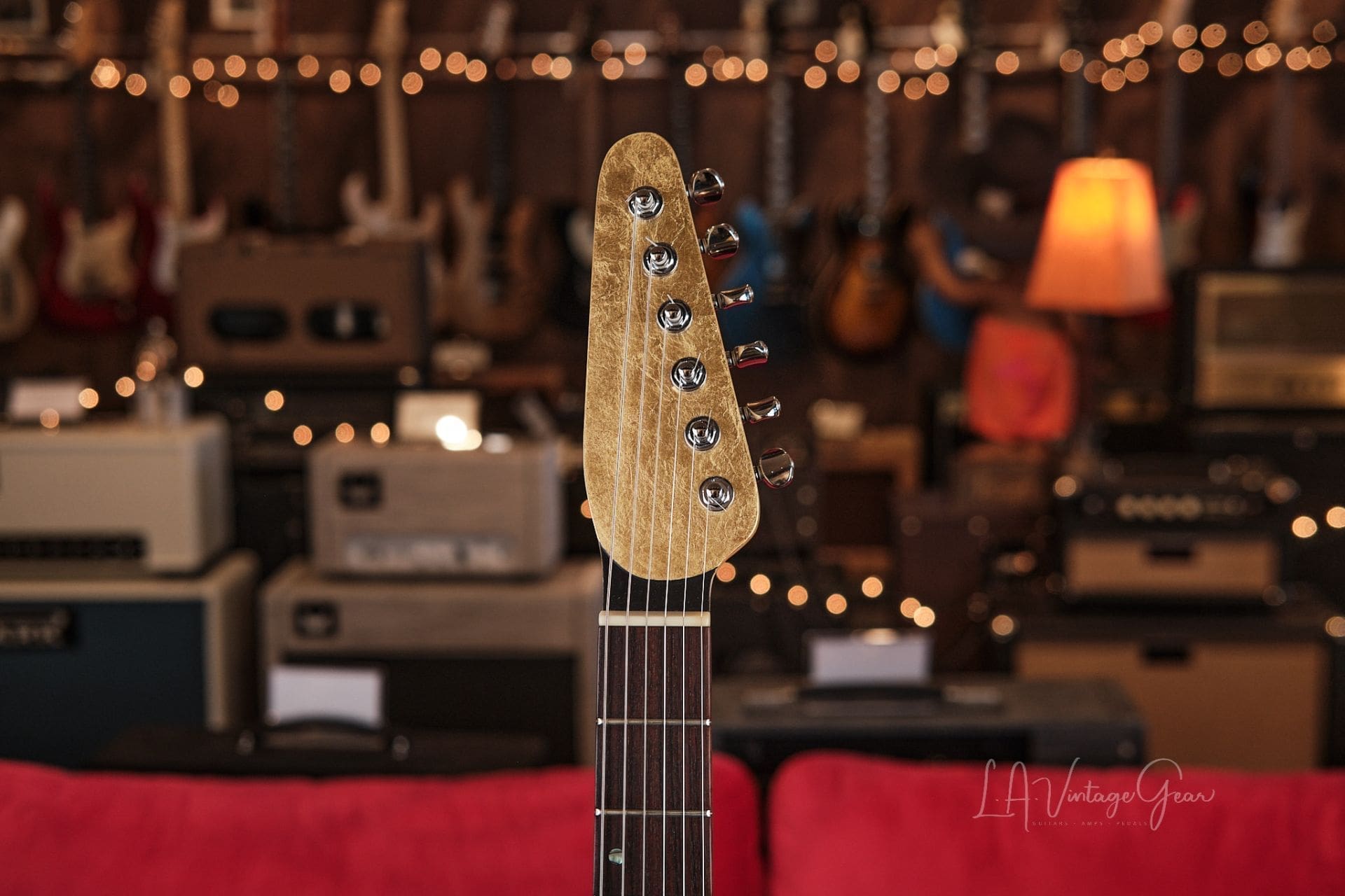 Versoul Raya 6 Custom Electric Solid Body Guitar #0472 - In Gold Leaf 23 carat finished Top and Headstock! Namm Demo! - Image 6