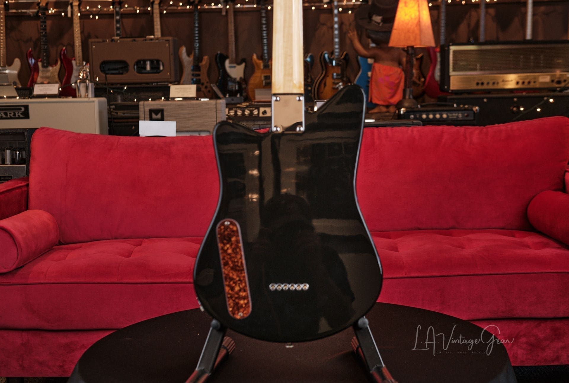 Versoul Raya 6 Custom Electric Solid Body Guitar #0472 - In Gold Leaf 23 carat finished Top and Headstock! Namm Demo! - Image 9
