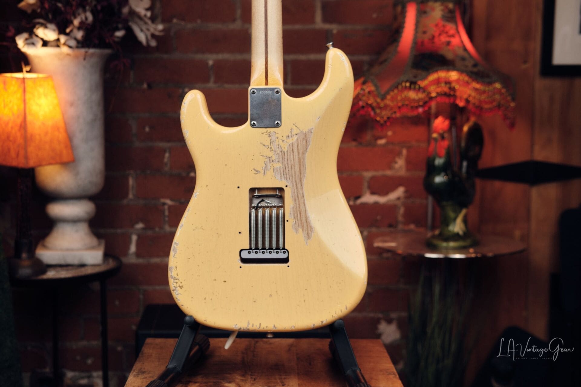 Fender '57 Custom Shop Heavy Relic Electric Guitar (2010) - Blonde Finish & OHSC with COA - Image 8