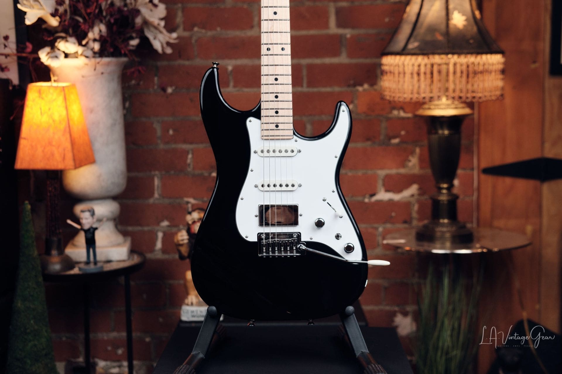 2022 Tom Anderson The Classic - Mint Condition! - Image 2