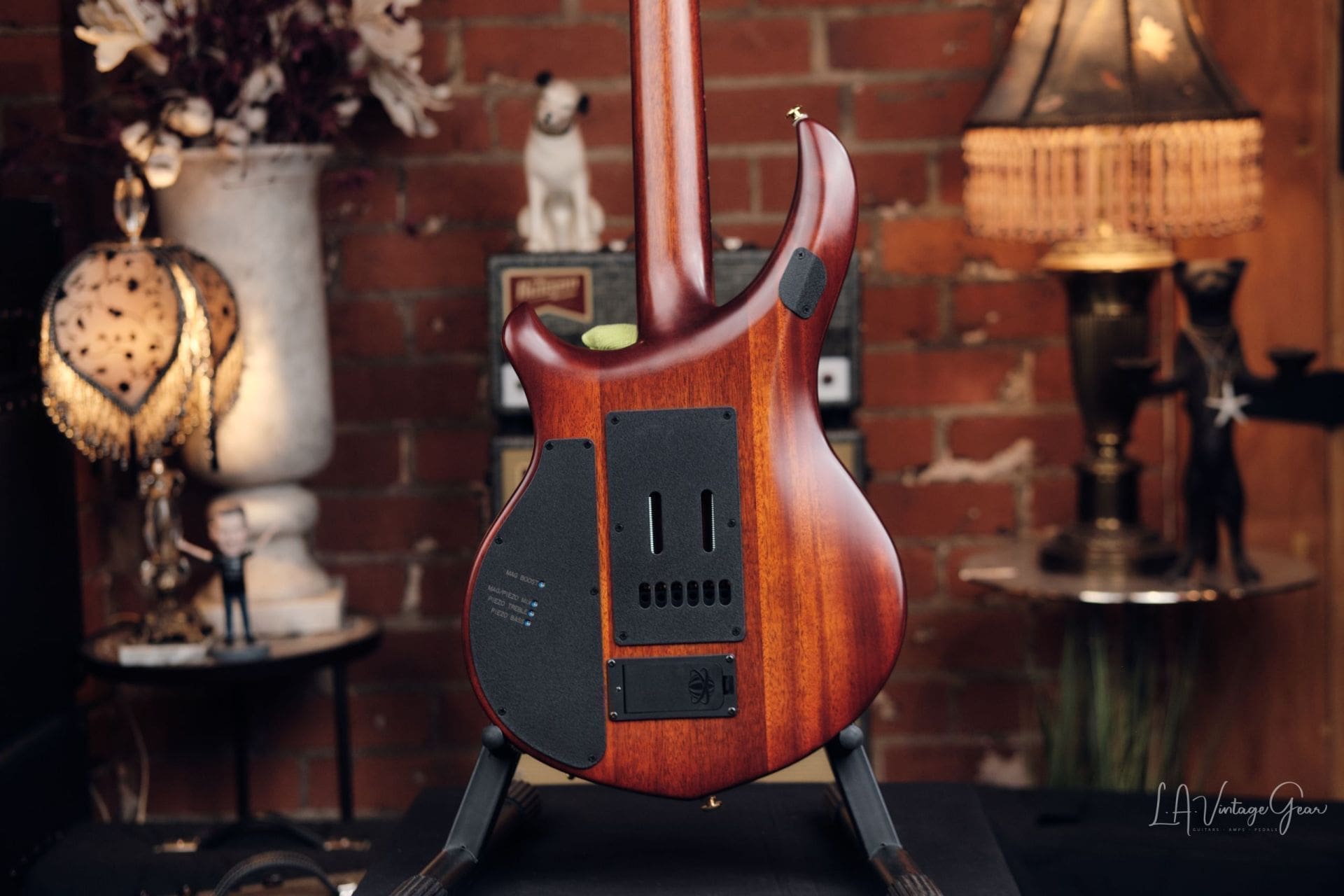 Ernie Ball Music Man Artisan Majesty Marrone - Mint! - Image 9