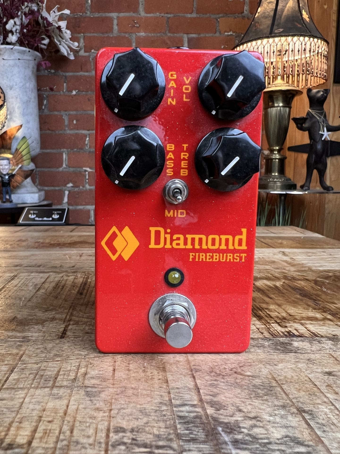 Diamond Pedals Fireburst