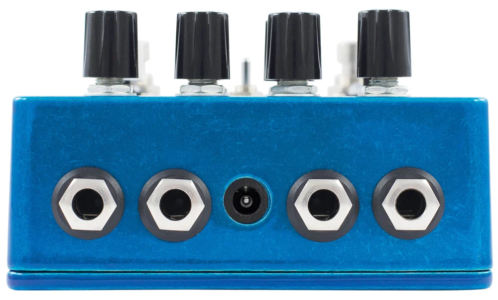 Earthquaker Devices Avalanche Run V2 Reverb Delay Guitar Effects Pedal - Stereo Delay and Reverb! - Image 7