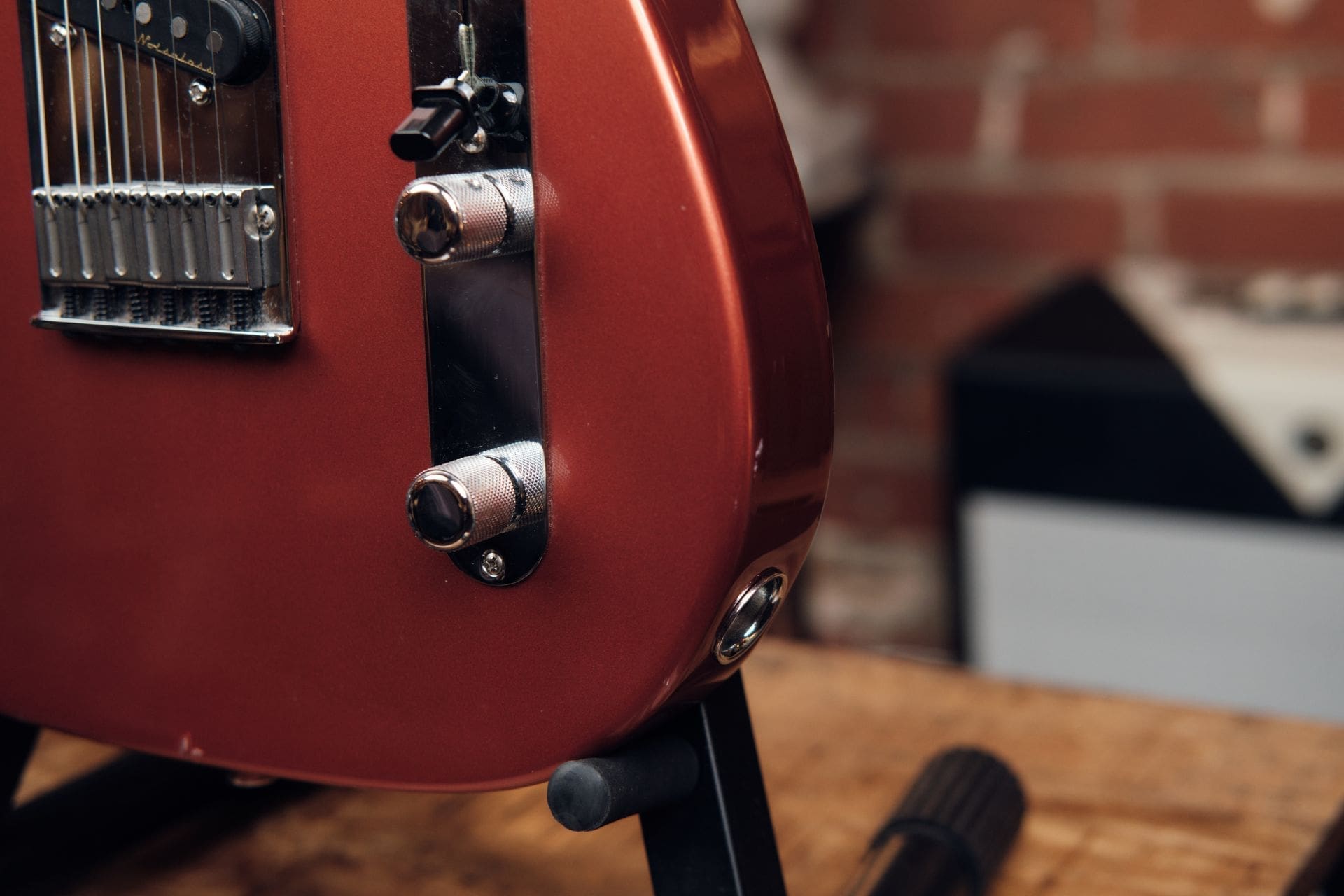 Fender Player Plus Telecaster - Faded Candy Apple Red! - Image 5