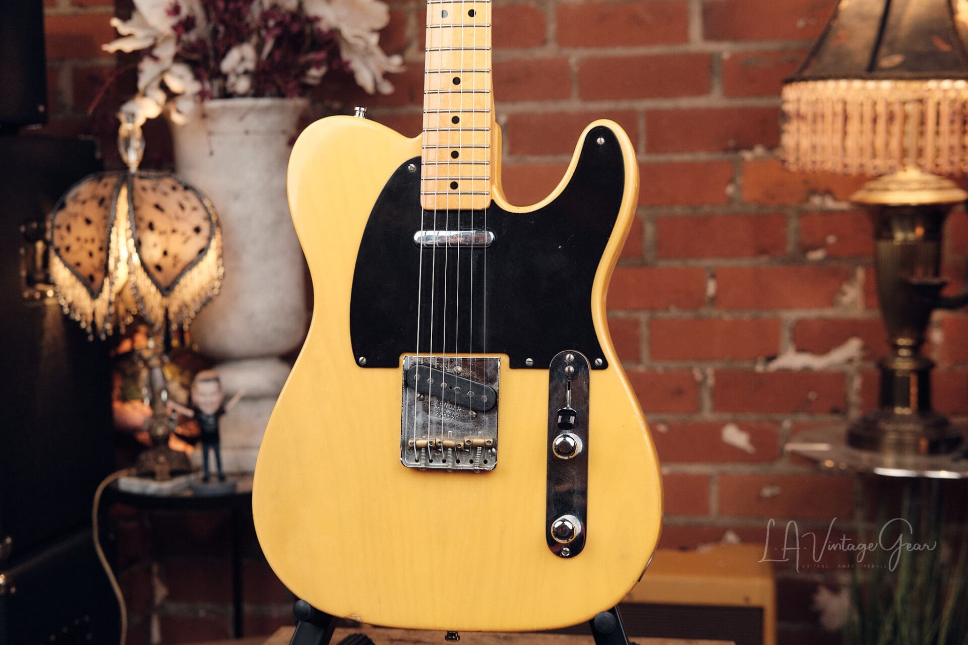 1995 Fender American Vintage '52 Telecaster (AVRI) - Great Blackguard! - Image 3