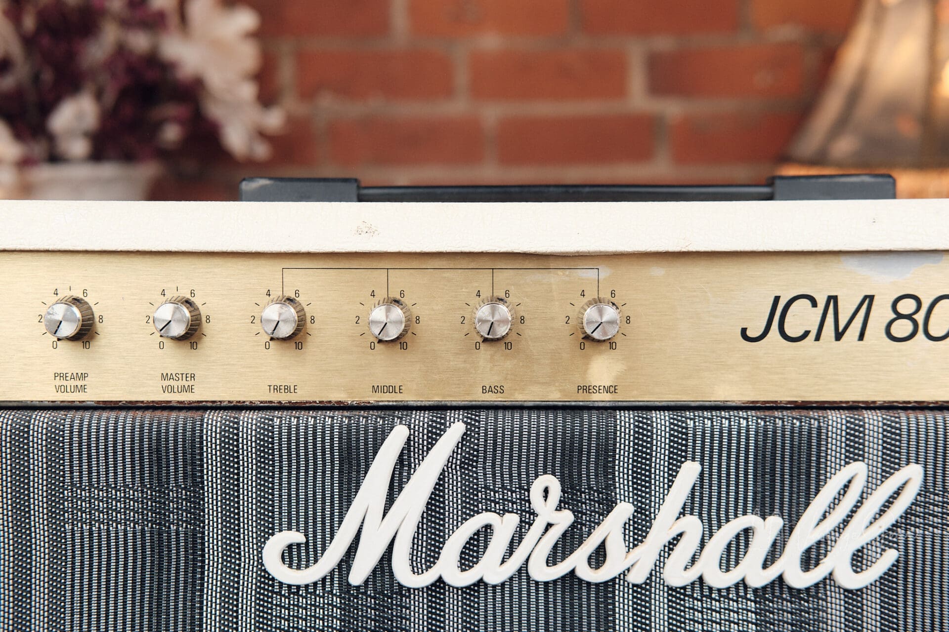 Marshall JCM 800 4104 50 Watt Lead 2x12 Combo Amp - White Tolex! - Image 4