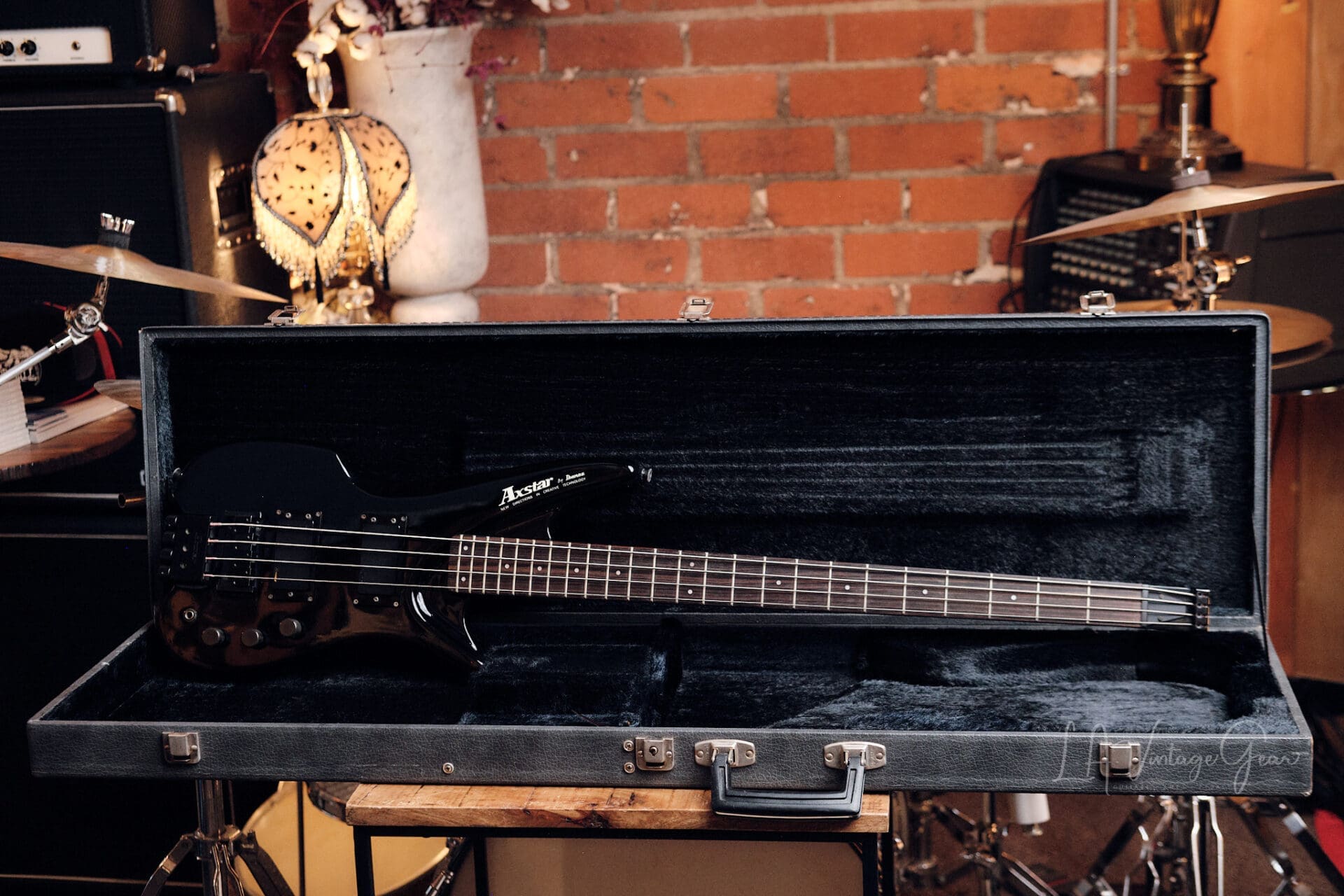 Ibanez Axstar AXB50 - Headless Active 4-String Bass! - Image 11