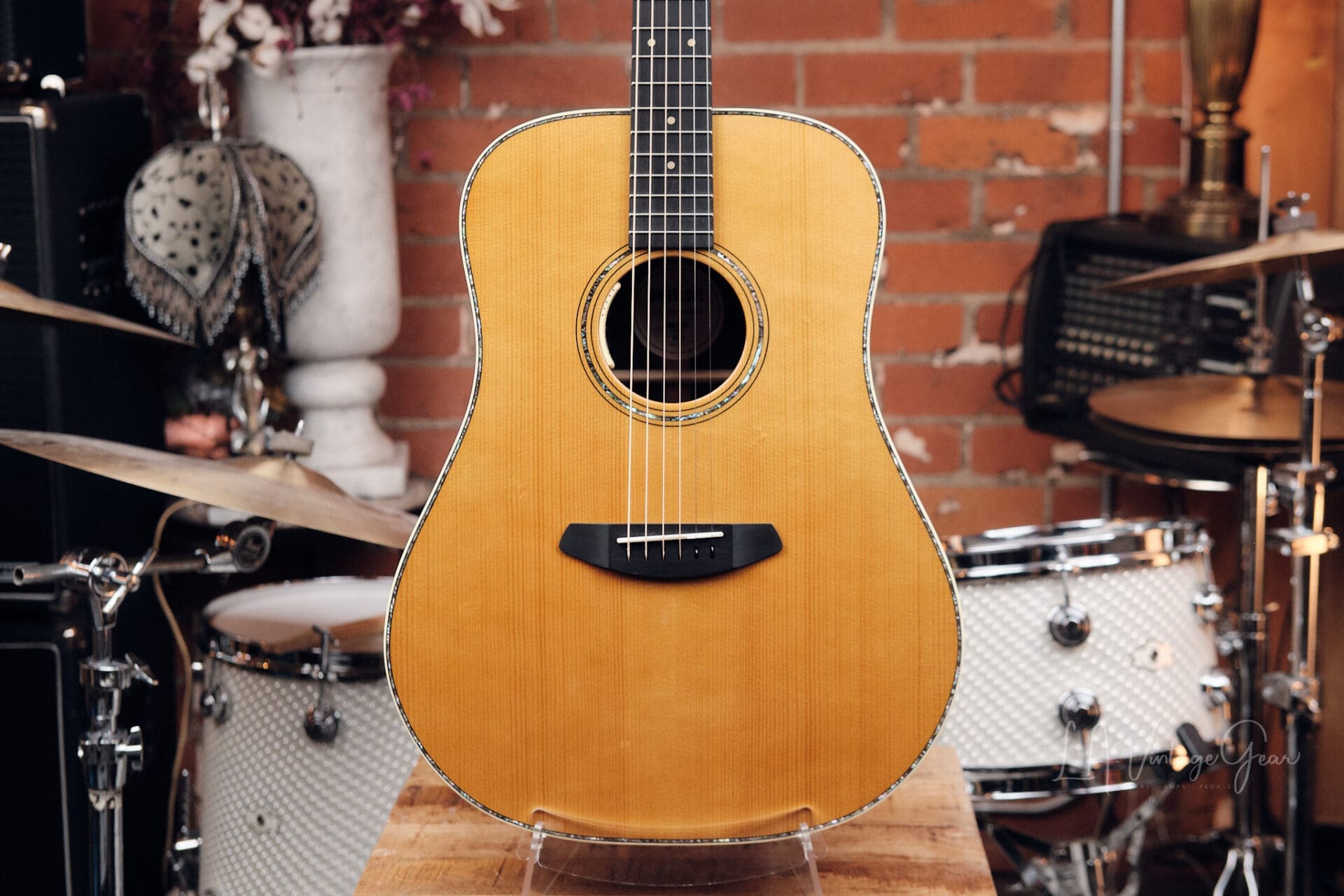 Breedlove Artisan ARD-ARVTE - Adirondack/Rosewood Acoustic-Electric w/ Case! - Image 2