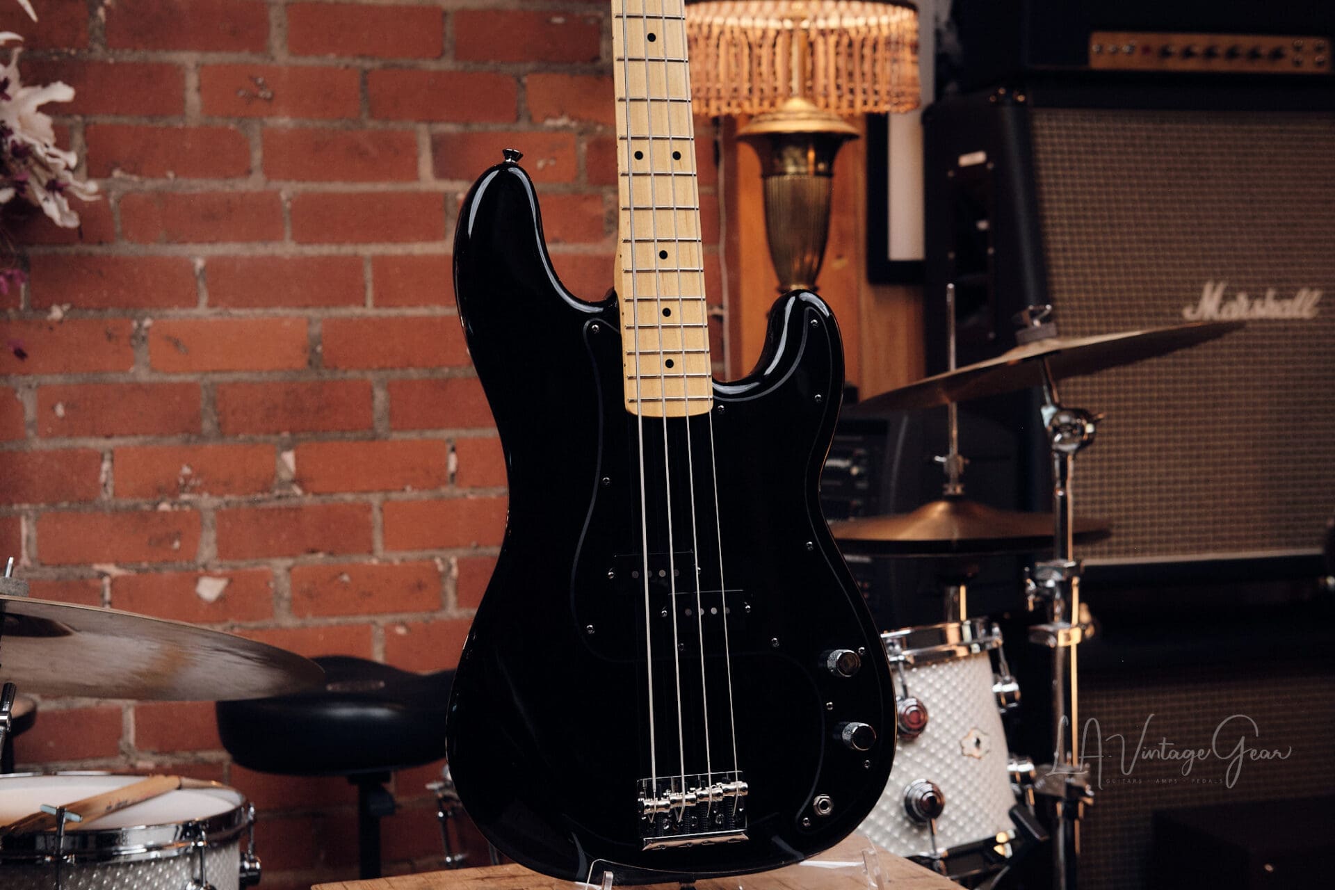 2008 Fender American Standard Precision Bass – With OHSC and Case Candy! - Image 3
